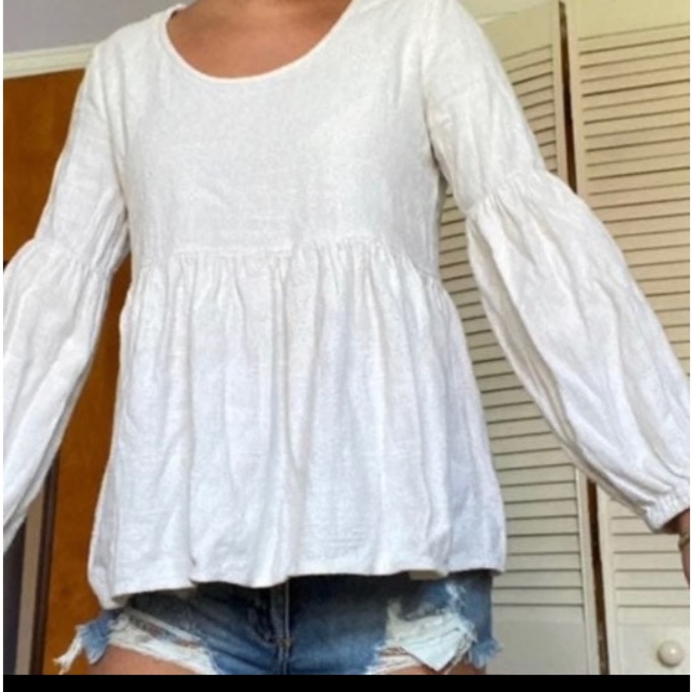 Linen Top • Small - Picture 3 of 3